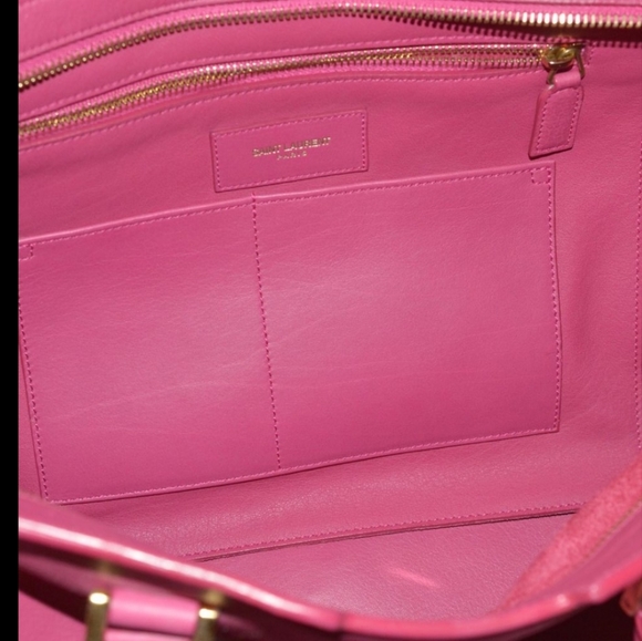 Yves Saint Laurent classic Y leather bag. - Picture 12 of 16